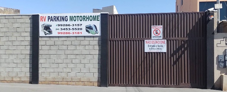 RV Parking Motorhomes